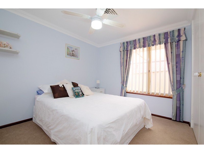 4 Batavia Place, Australind WA 6233