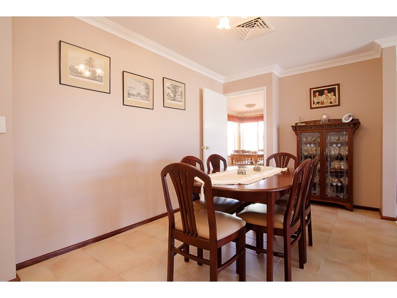 4 Batavia Place, Australind WA 6233