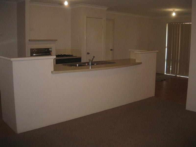 9 Garnet Way, Dalyellup WA 6230