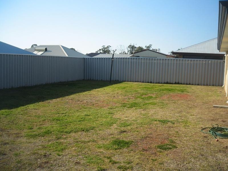 9 Garnet Way, Dalyellup WA 6230