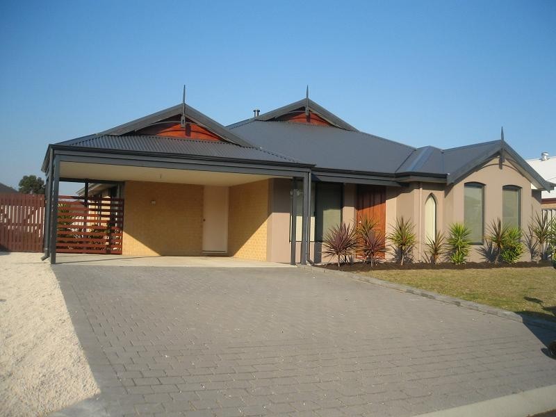 9 Garnet Way, Dalyellup WA 6230