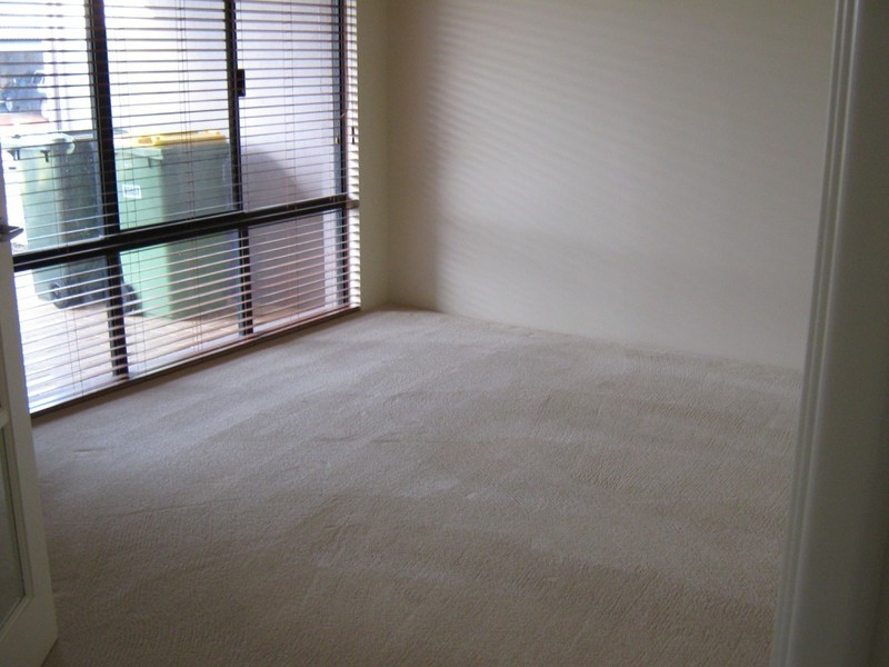 7 Chisholm Road, Dalyellup WA 6230