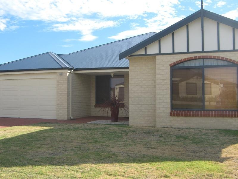 62 Burleigh Drive, Australind WA 6233