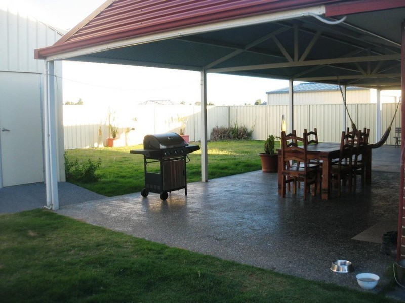 113 Leschenault Parade, Australind WA 6233