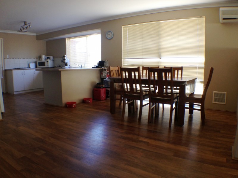 113 Leschenault Parade, Australind WA 6233