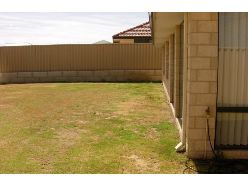 15 Batman Way, Dalyellup WA 6230