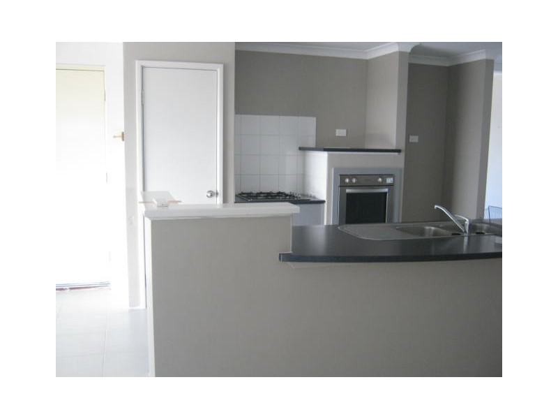 112 Macquarie Drive, Australind WA 6233