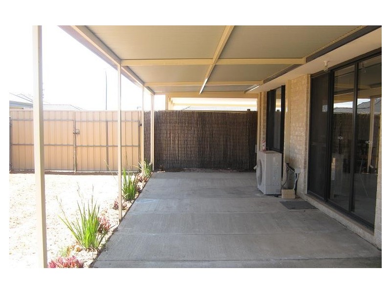 112 Macquarie Drive, Australind WA 6233