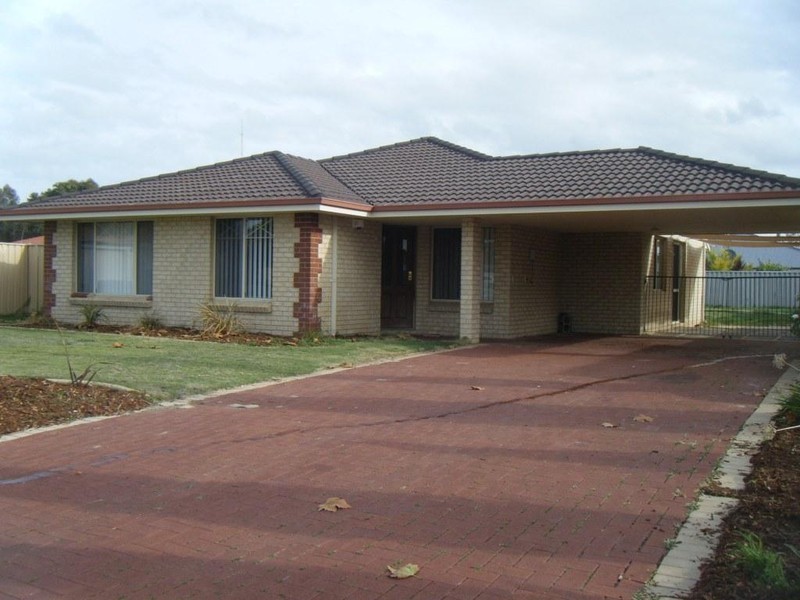 44 Bluewren Drive, Eaton WA 6232