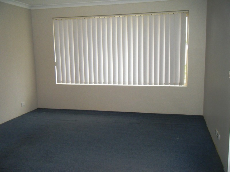 44 Bluewren Drive, Eaton WA 6232