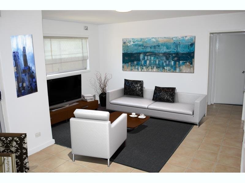 2/2 Rand Court, Withers WA 6230