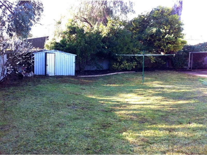 18 Dawe Street, Australind WA 6233