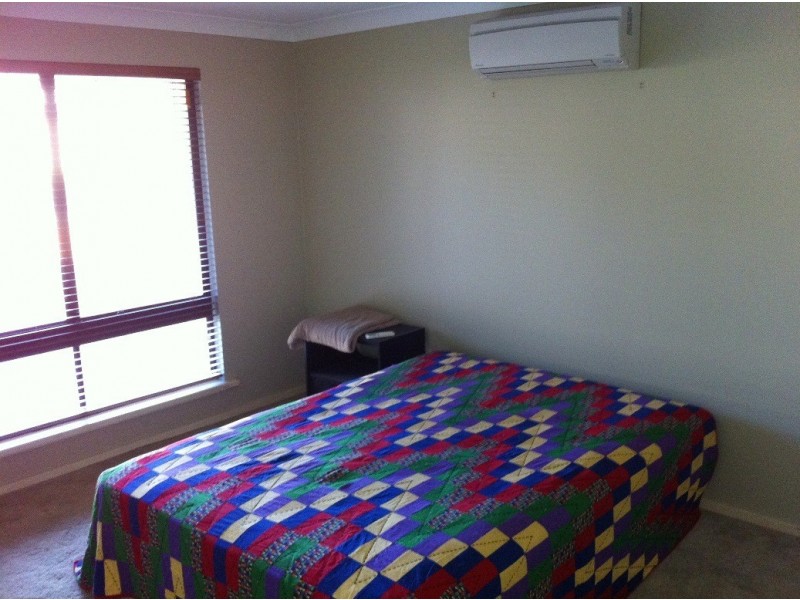 18 Dawe Street, Australind WA 6233