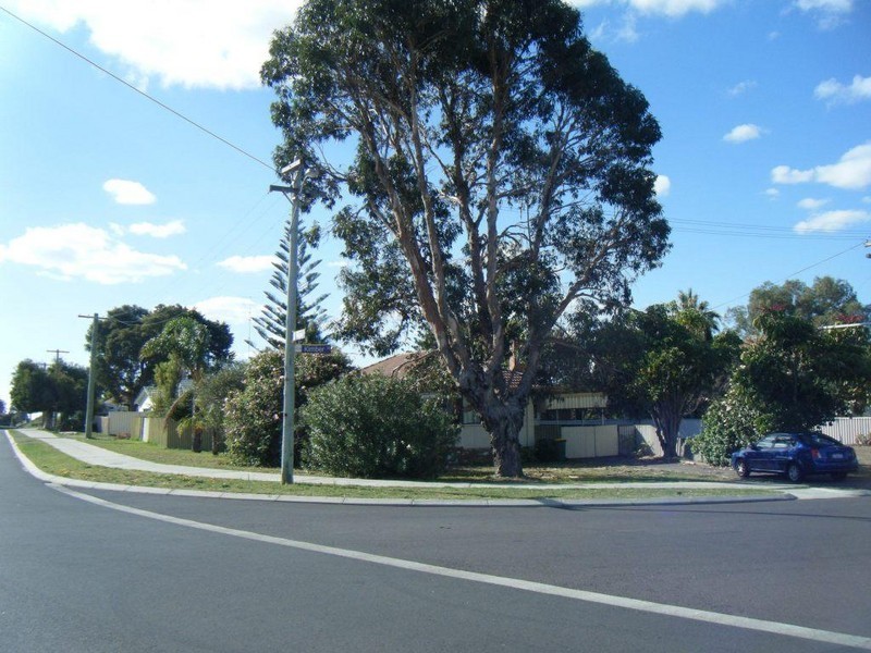 2 Kimber Street, Carey Park WA 6230
