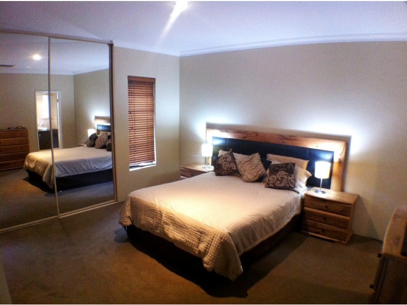 30 Peppermint Boulevard, College Grove WA 6230