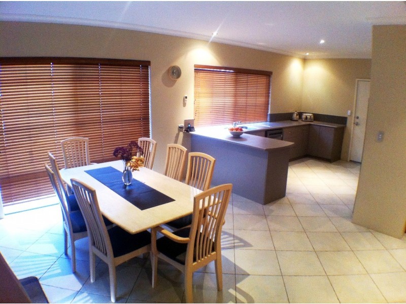 30 Peppermint Boulevard, College Grove WA 6230