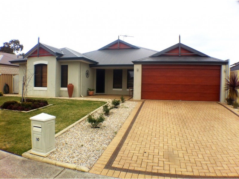 30 Peppermint Boulevard, College Grove WA 6230