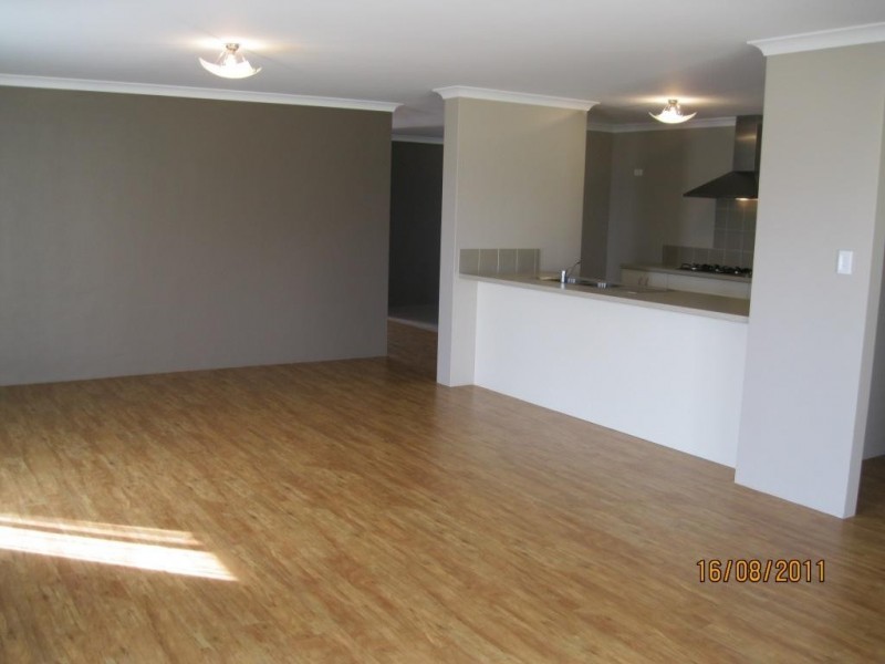 15 Werloo Approach, Capel WA 6271