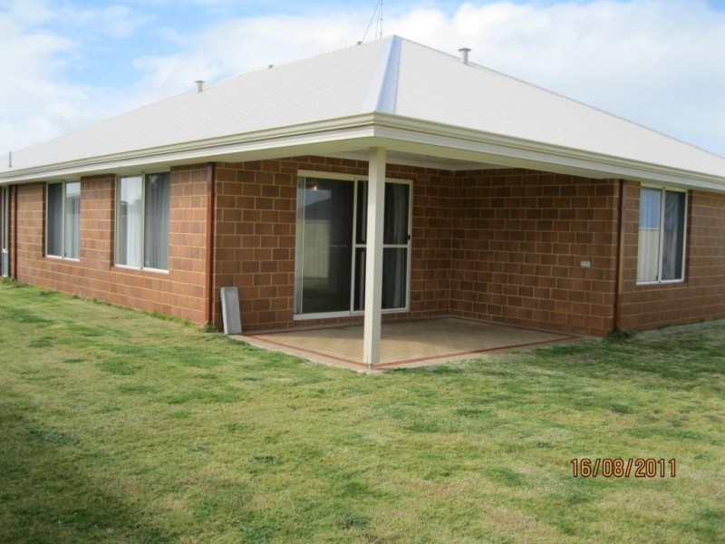 15 Werloo Approach, Capel WA 6271