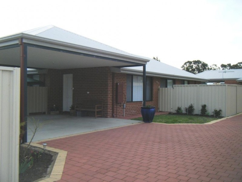 3/12 Nuytsia Avenue, Carey Park WA 6230