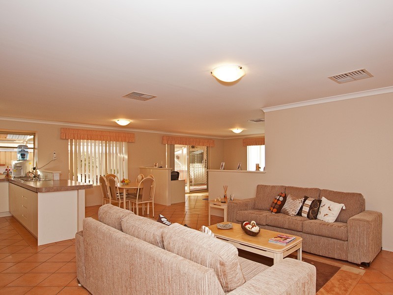 26 Bradford Loop, Eaton WA 6232