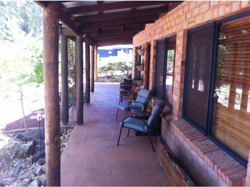 13 Hornibrook Road, Dalyellup WA 6230