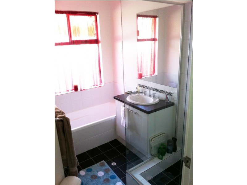 16 Lewana Approach, Dalyellup WA 6230