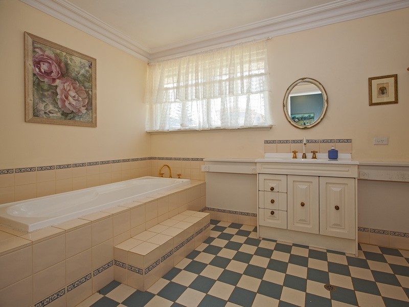 66 Dunstan Street, South Bunbury WA 6230