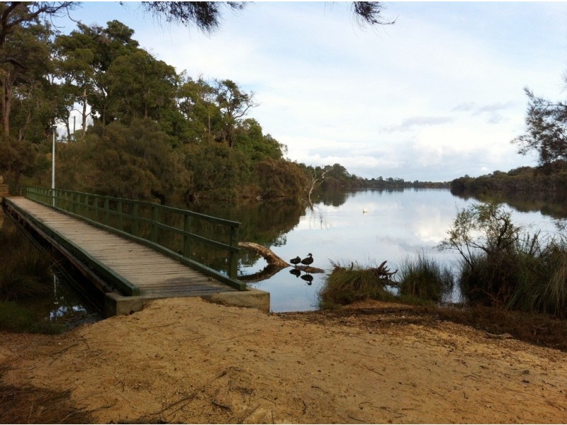 1/7 Hands Street, Eaton WA 6232