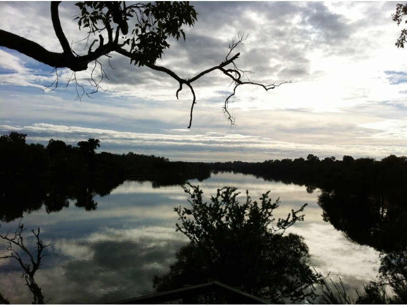 1/7 Hands Street, Eaton WA 6232