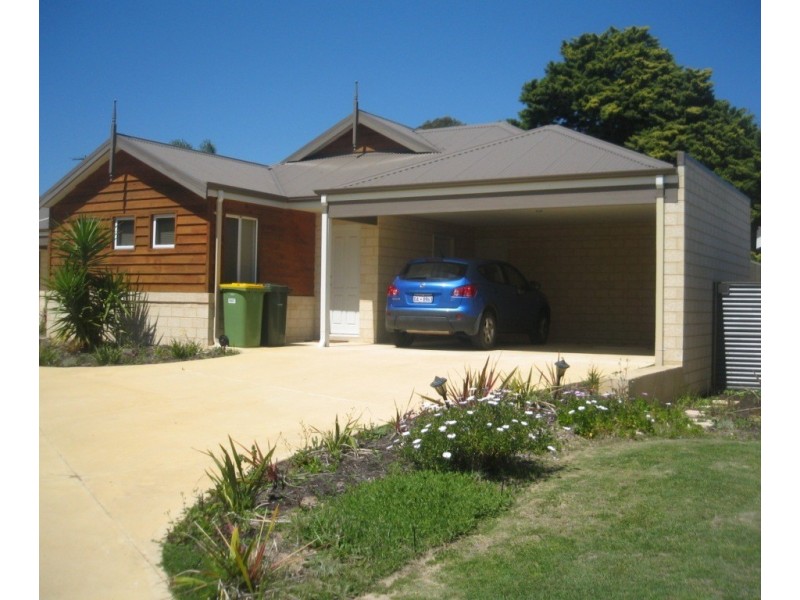 2/7 Hands Street, Eaton WA 6232