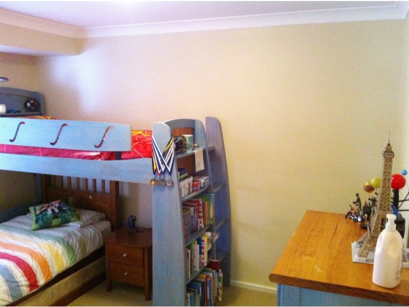 4 James Court, Eaton WA 6232