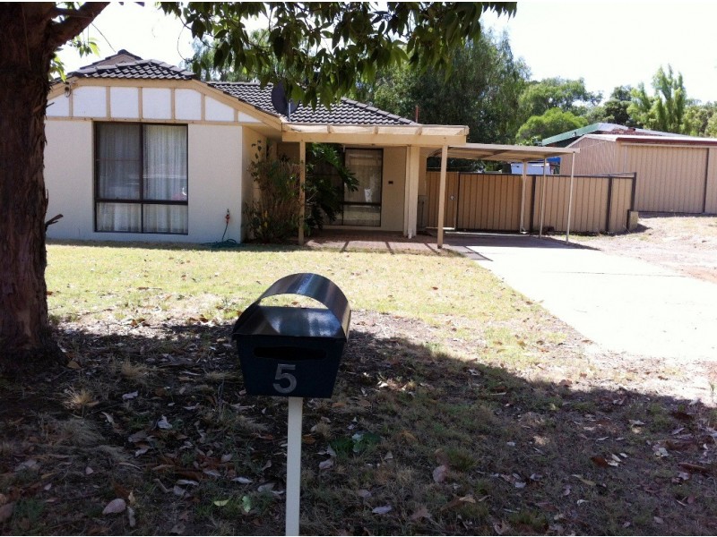 5 Cecil Street, Australind WA 6233