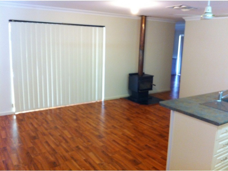 5 Cecil Street, Australind WA 6233