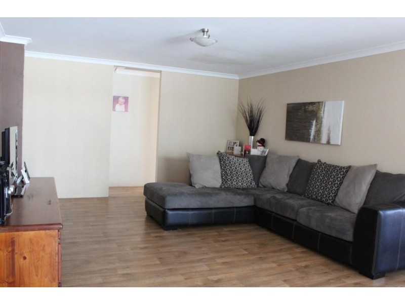 63 Macquarie Drive, Australind WA 6233