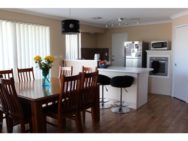 63 Macquarie Drive, Australind WA 6233