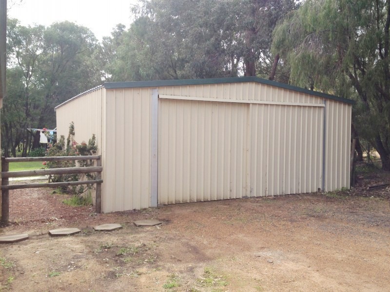 5 Green Way, Leschenault WA 6233