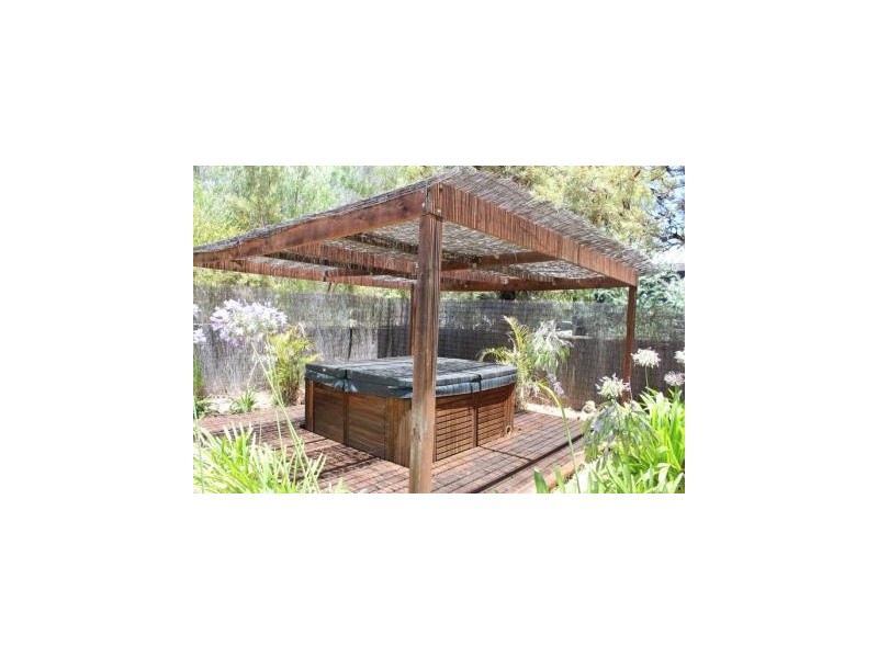 5 Green Way, Leschenault WA 6233