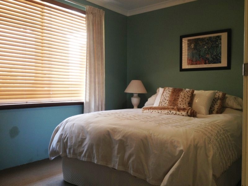 5 Green Way, Leschenault WA 6233