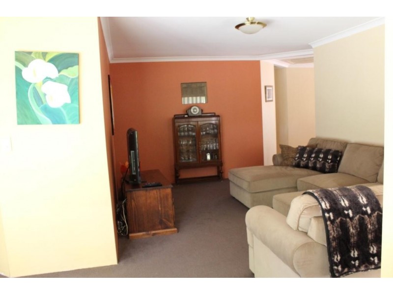 5 Green Way, Leschenault WA 6233