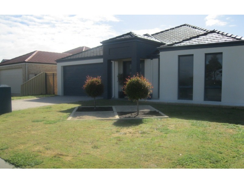 28 Carbine Loop, Millbridge WA 6232