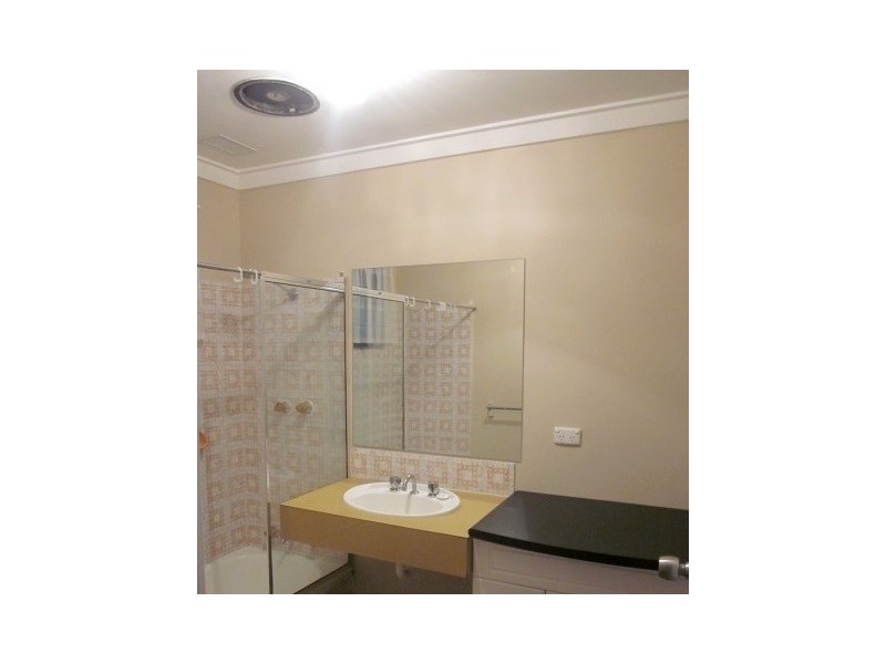 9 Young Close, Carey Park WA 6230