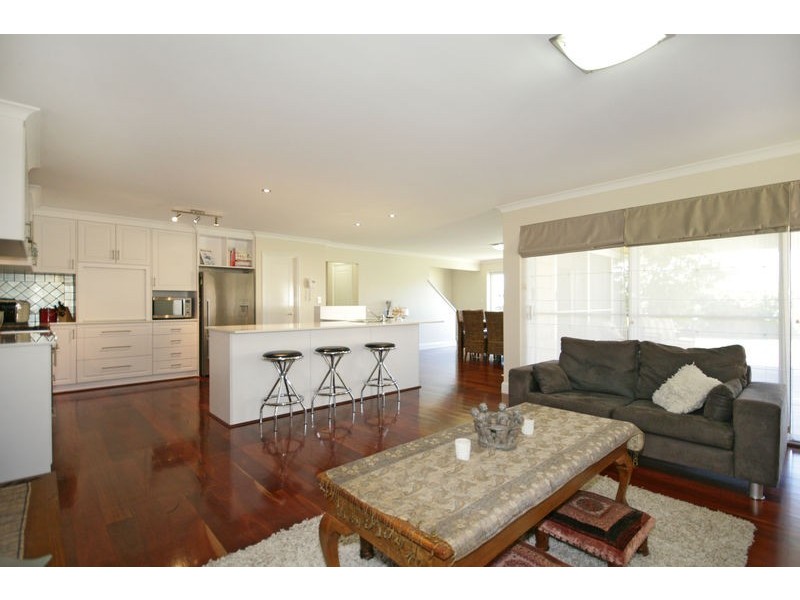 23 Edwinstone Close, Dalyellup WA 6230