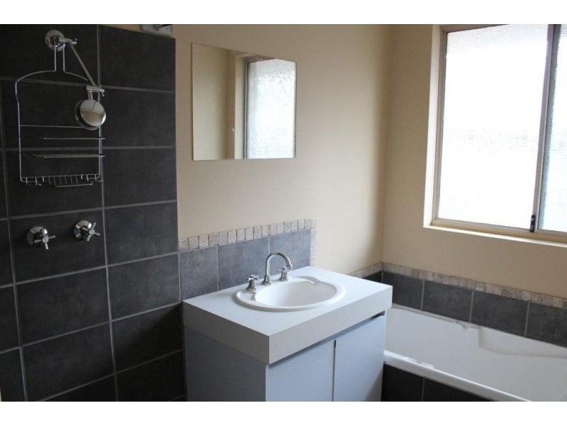 32 Poller Way, Australind WA 6233