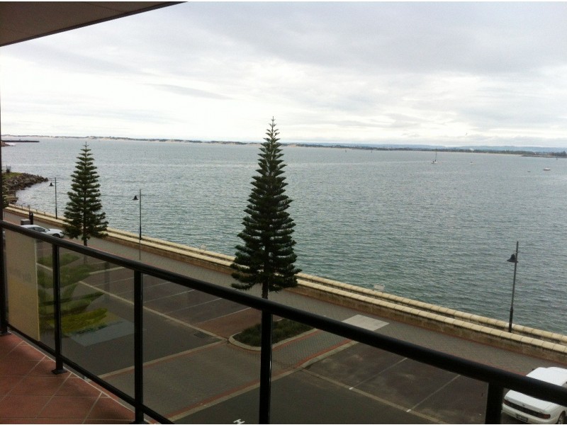 36/18-24 Bonnefoi Boulevard, Bunbury WA 6230