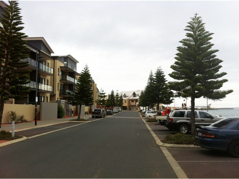 36/18-24 Bonnefoi Boulevard, Bunbury WA 6230