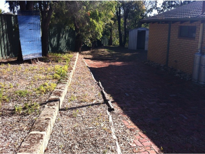 4 Colback Street, Binningup WA 6233