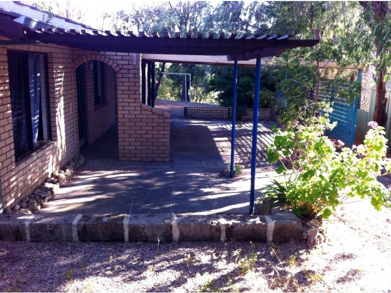 4 Colback Street, Binningup WA 6233