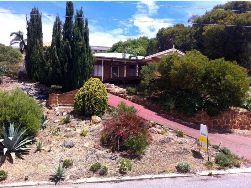 1 Lewis Place, Withers WA 6230