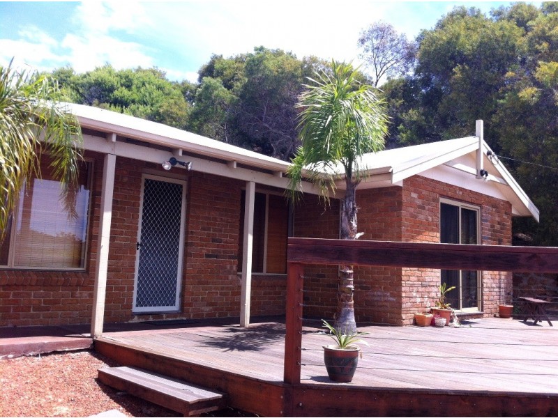 1 Lewis Place, Withers WA 6230